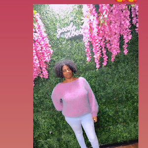 Meet your Posher, Danielle